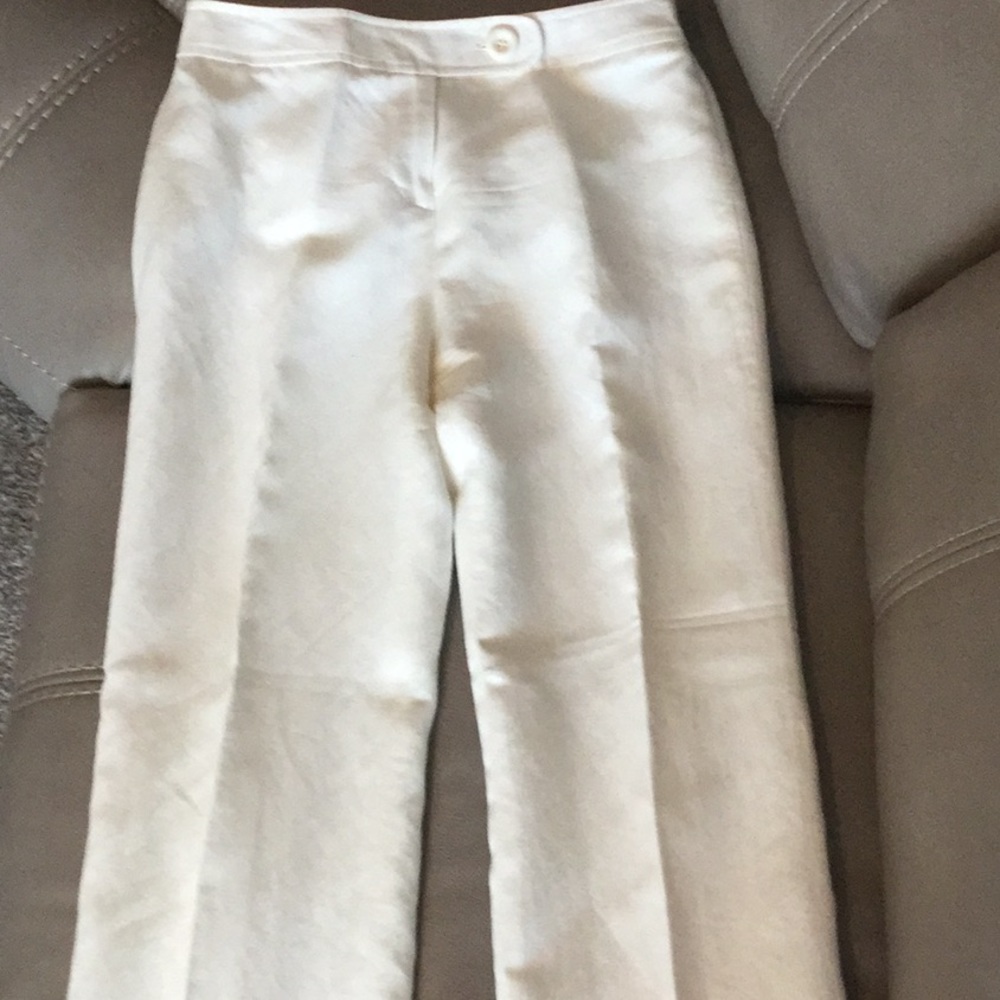 Ann Taylor Loft cream linen pants size 2p.